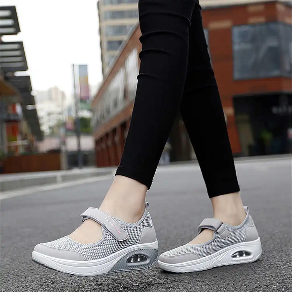 Men'S Fashion Over The Years - 36-41 Demi-season Colored Sneakers Walking Skates