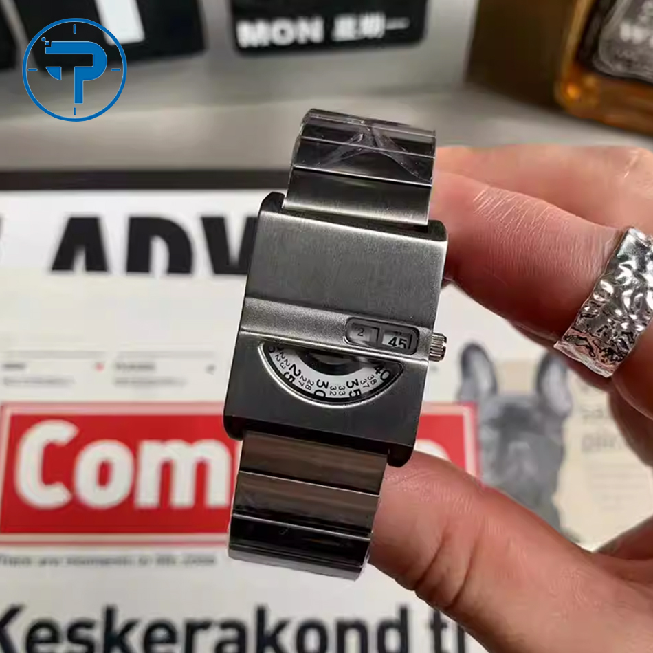 Men's Bracelet Watches Square  - đánh giá và giá Men'S Fashion Magazine