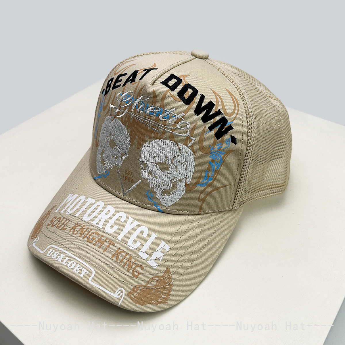 Skull Flame Embroidery Hard To - đánh giá và giá Trucker Hat Cap